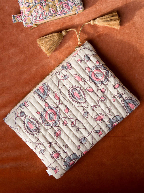 Home Pouch Domina Cream-Charcoal Poem