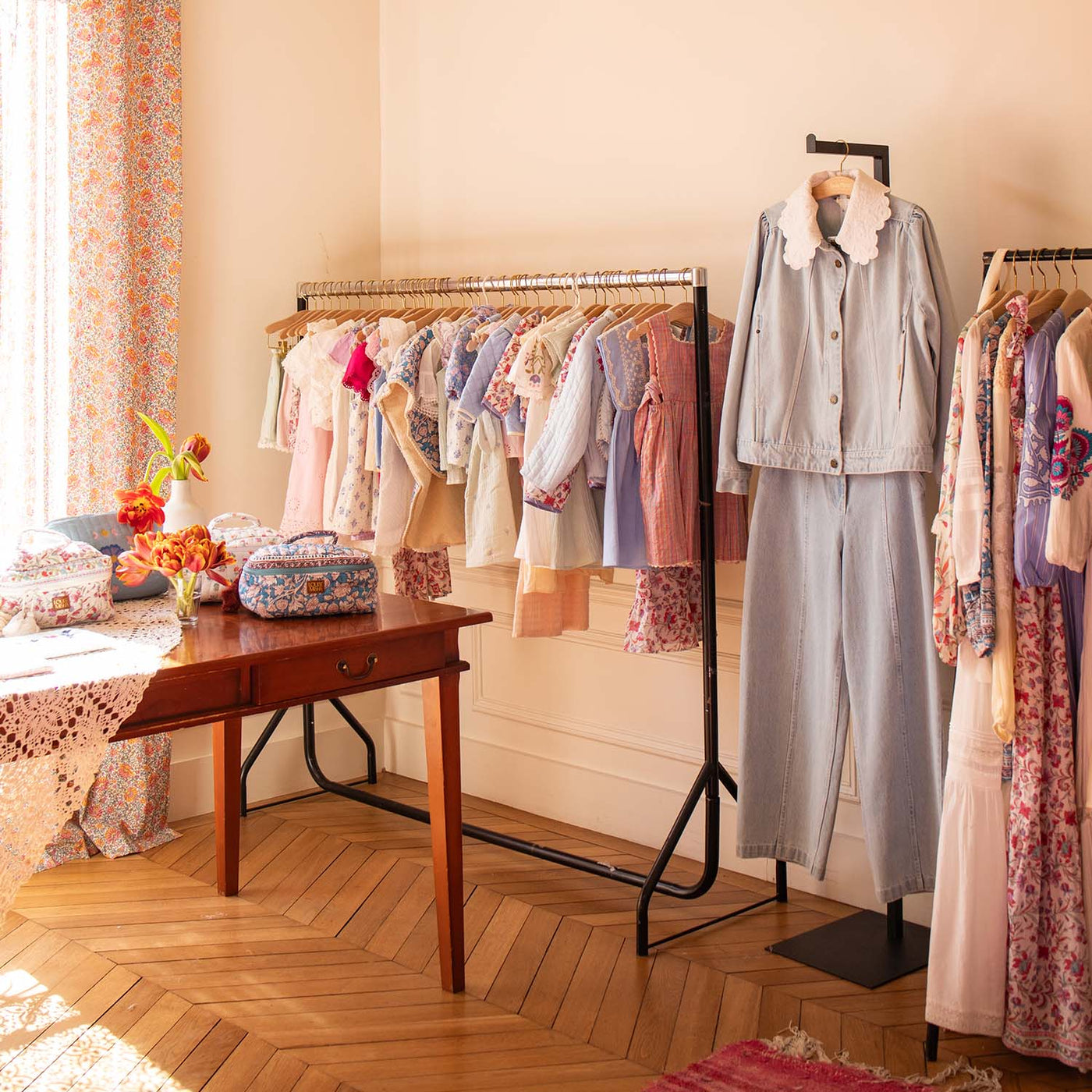 LYON STORE