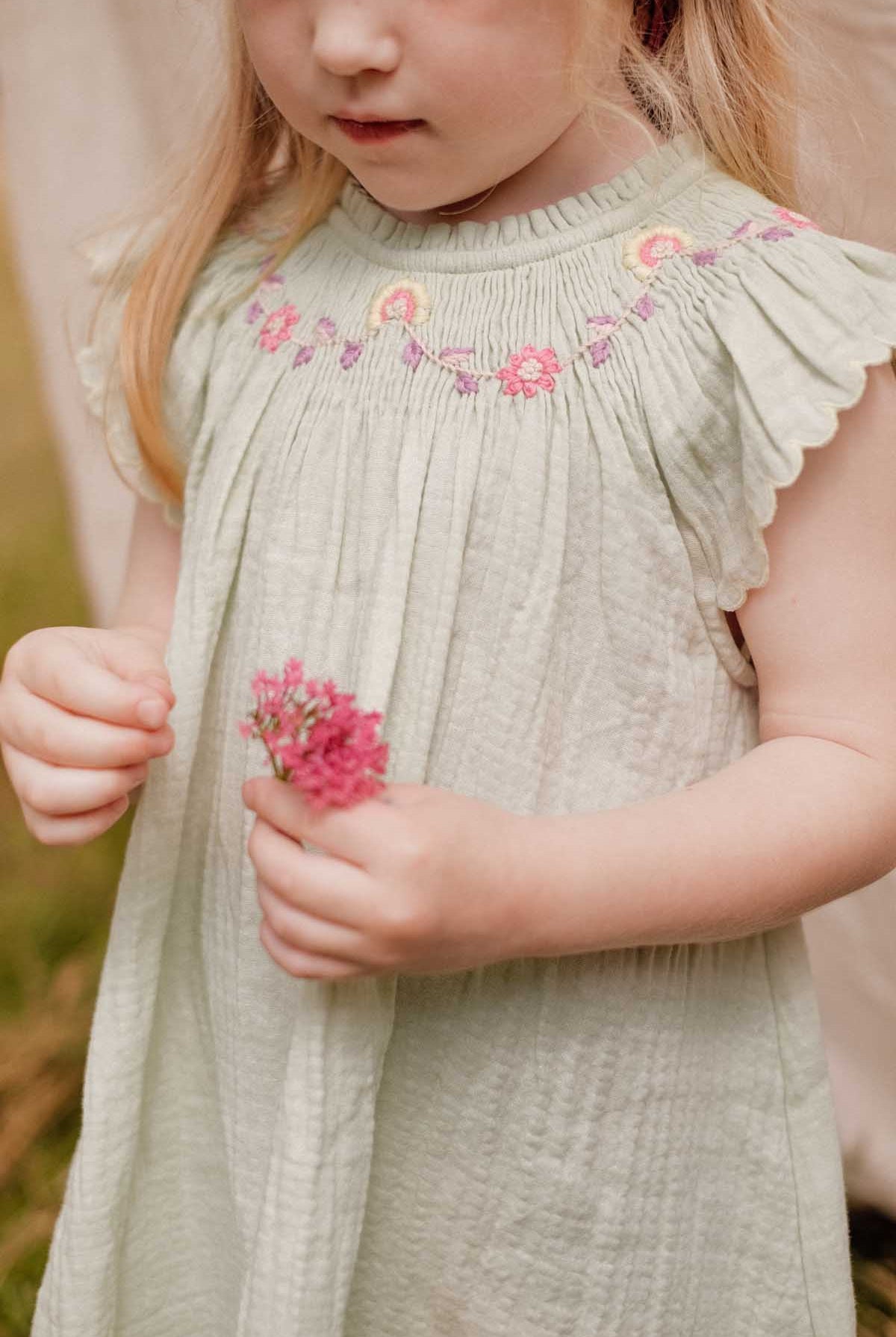 Robe Edith