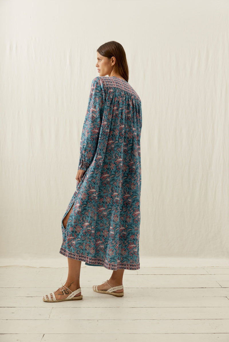 Robe Deepali