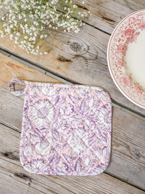 Manique Jenn Pink Daisy Garden