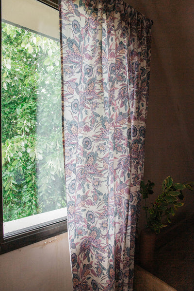 Curtain Colette