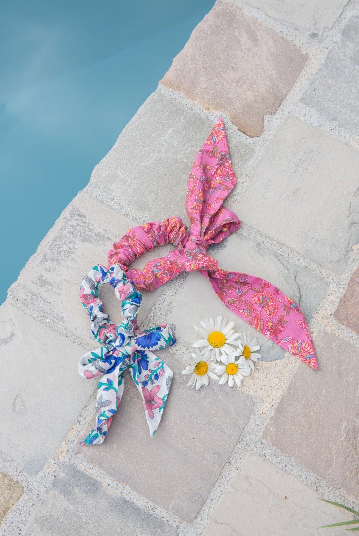 Akimmi Scrunchie