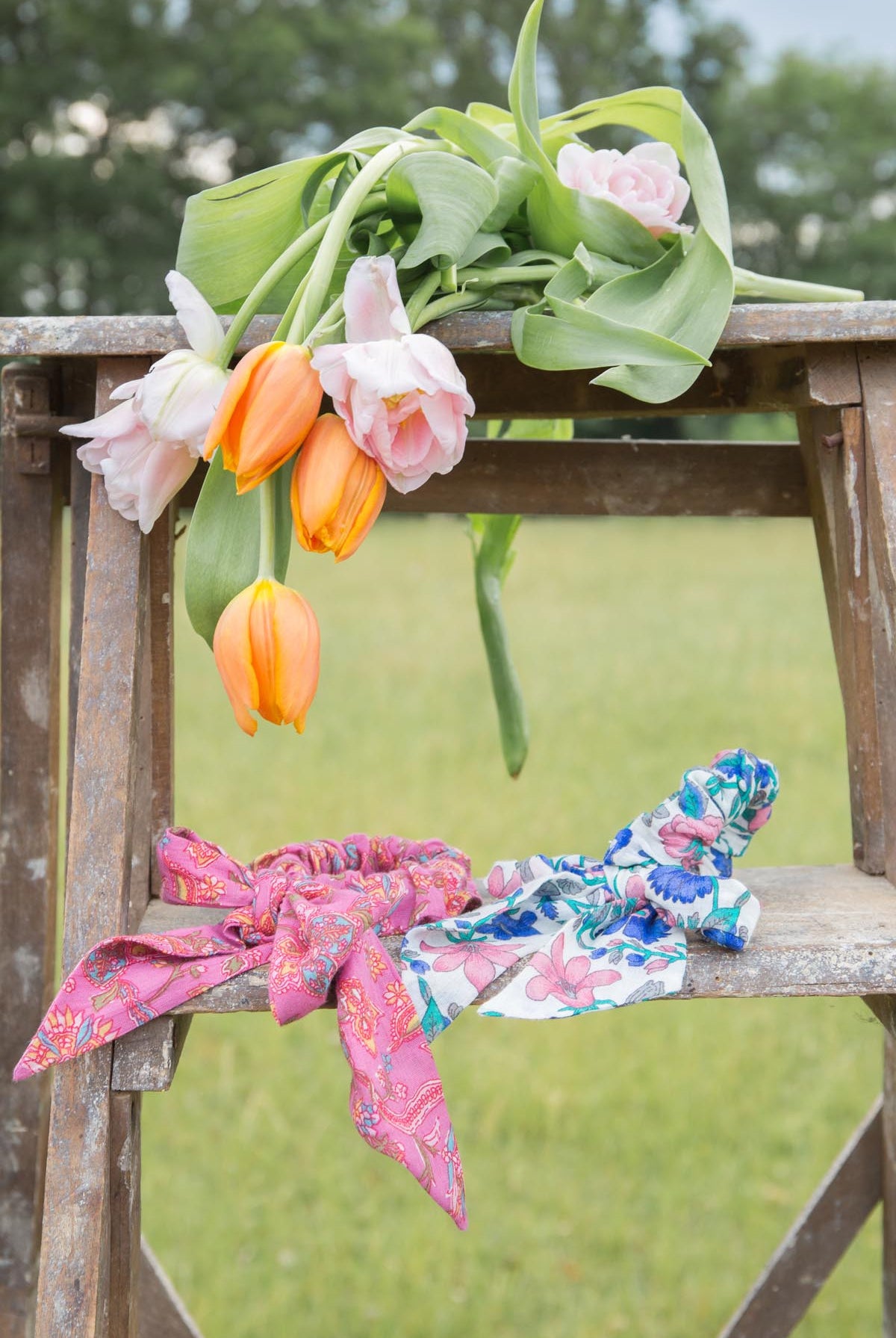 Akimmi Scrunchie