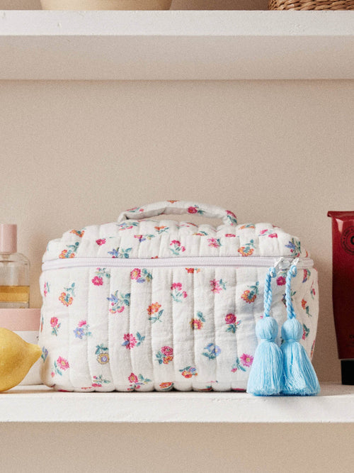 Home Toiletry Bag Laety White Felicita Flow