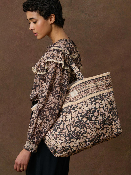 Maison Tote Bag Beverly Black Blooming Woods