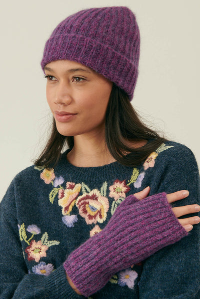 Holiday Gift Set: Hat + Mittens