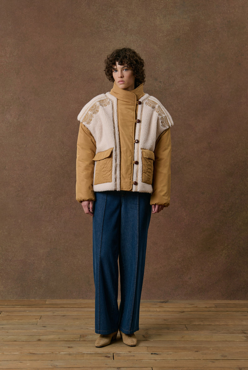 Veste Beatine