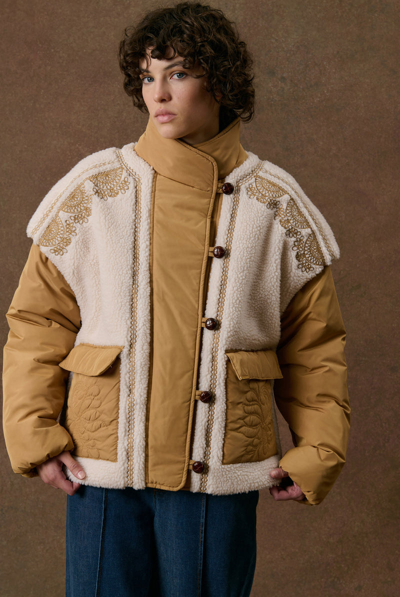 Veste Beatine