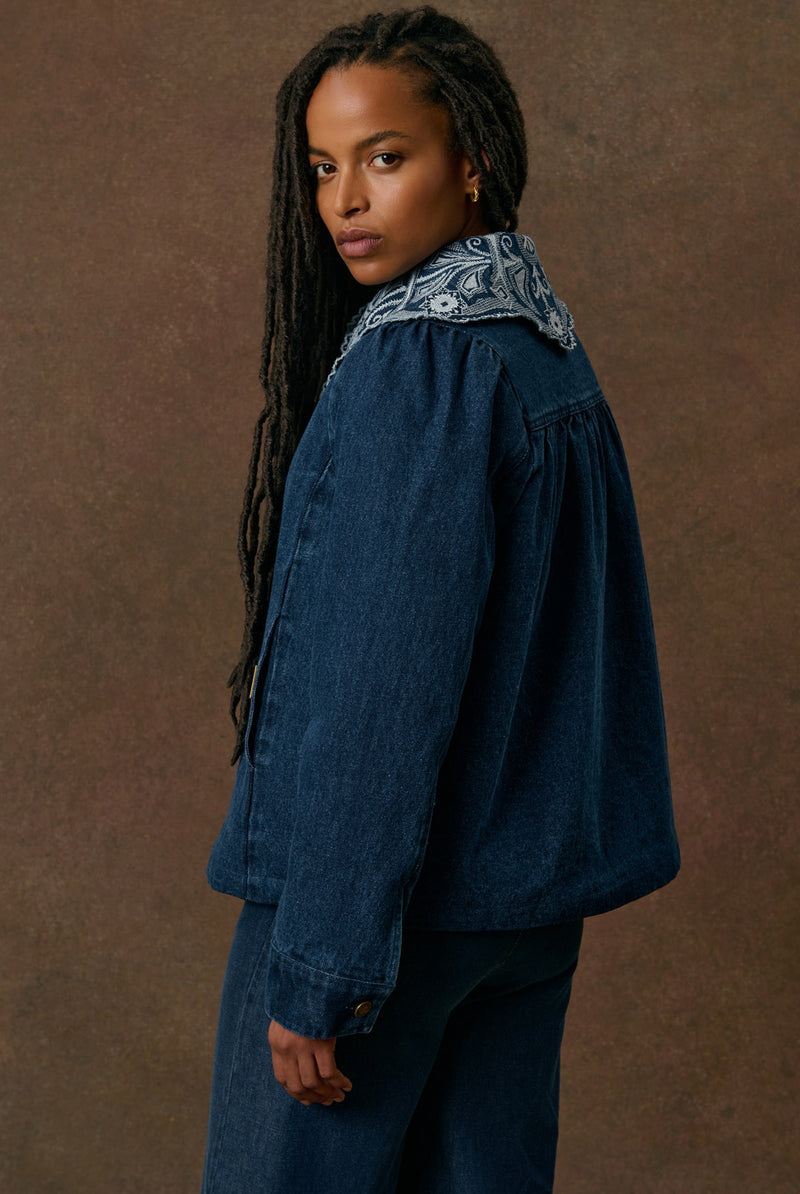 Veste Tekiana