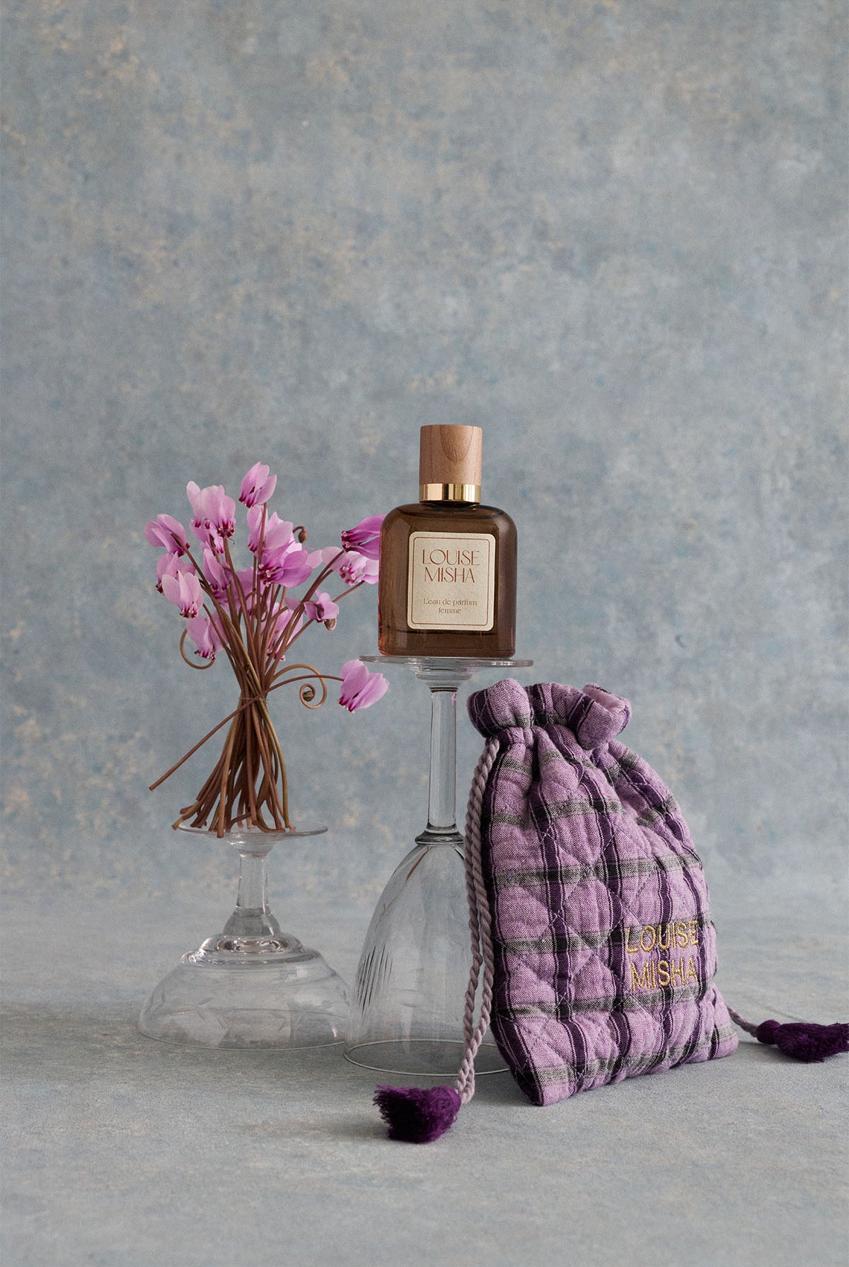 Lot de fête: Parfum Femme + Pochette