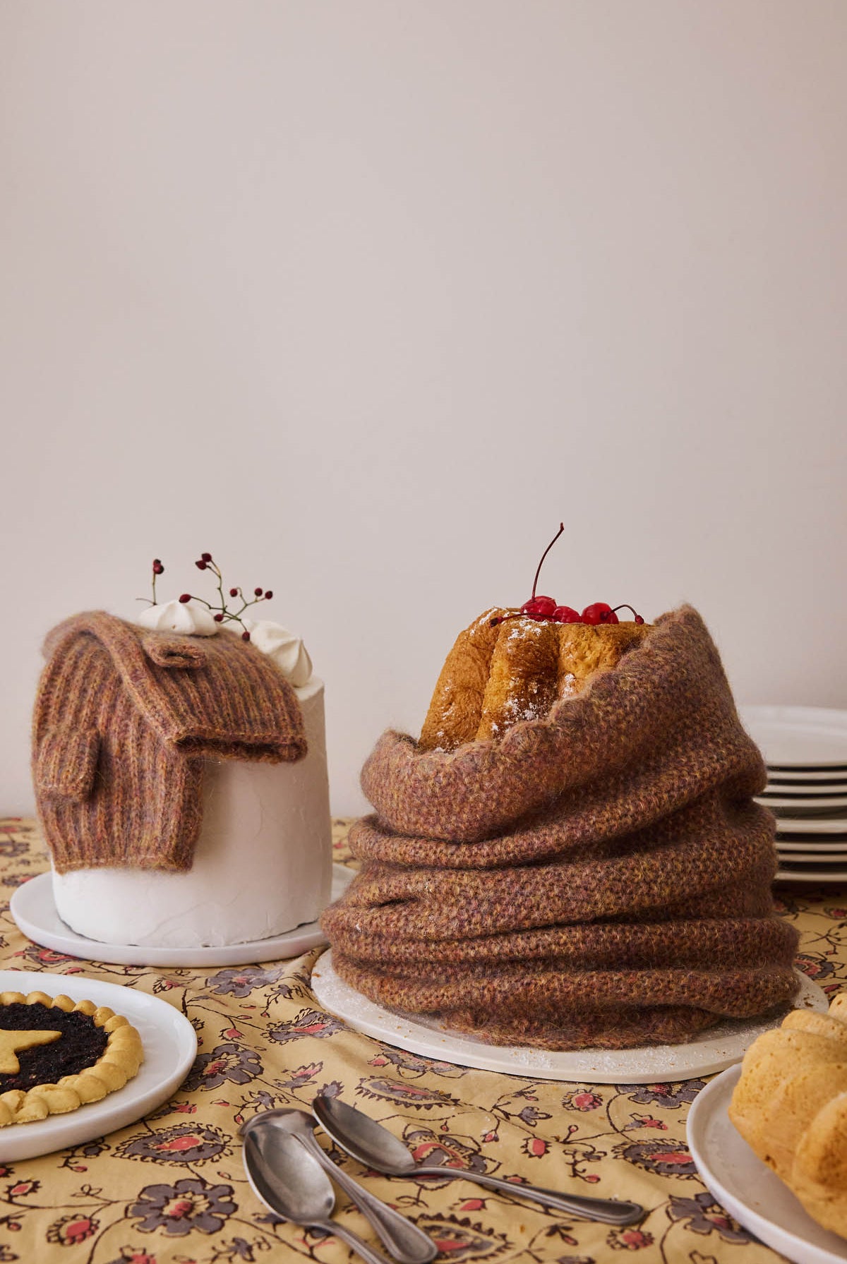 Holiday Gift Set: Cinnamon Mittens + Collar